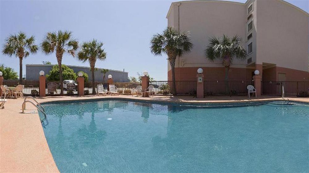 Resort Express - - Blvd By Ihg 2*